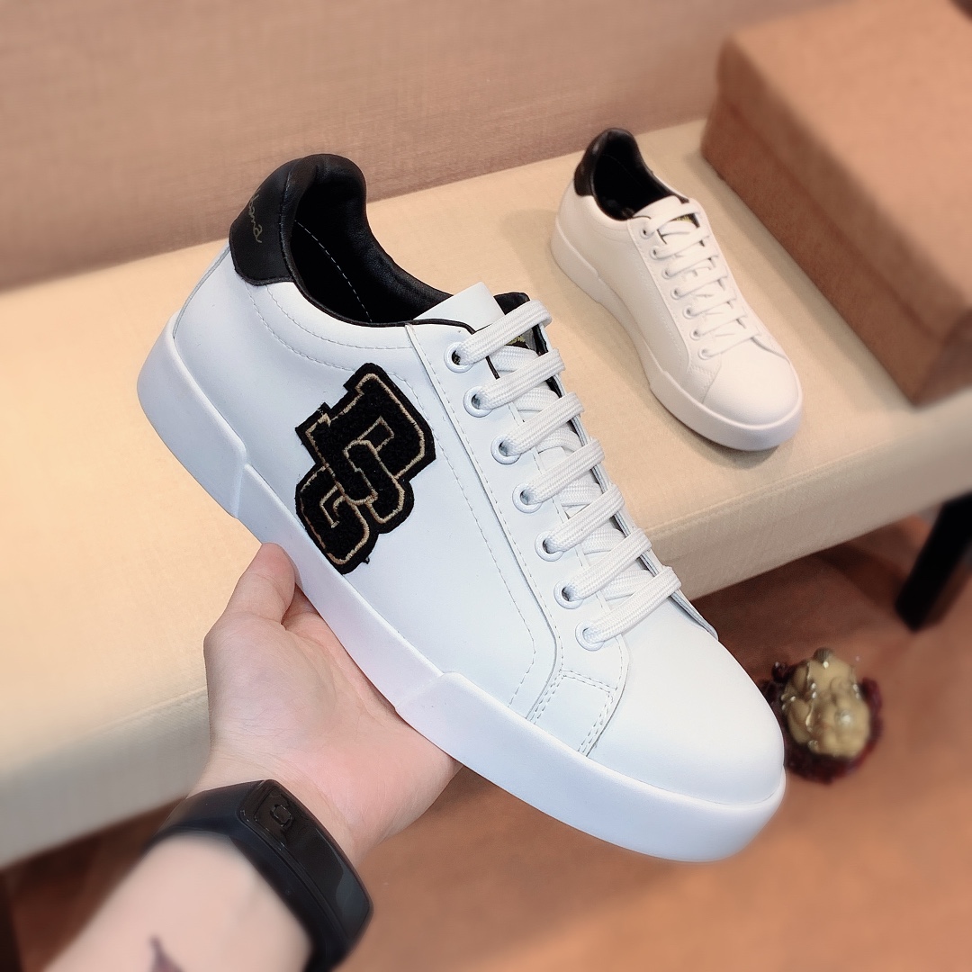 Dolce & Gabbana Low Tops Sneakers 2 - vstockx