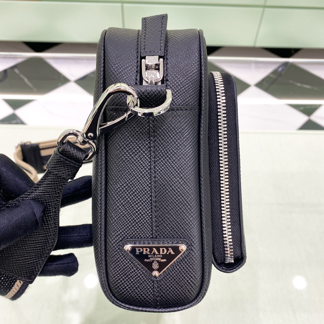 handbags prada 2VH152 24*18*6 - vstockx