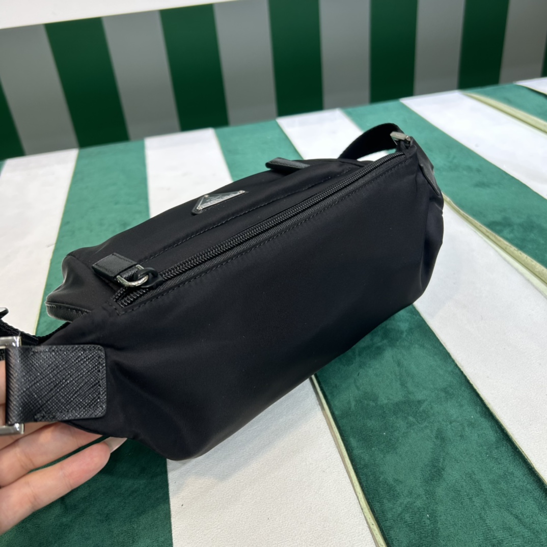 Handbags Prada 2VH171 size:20×13×9 cm - vstockx