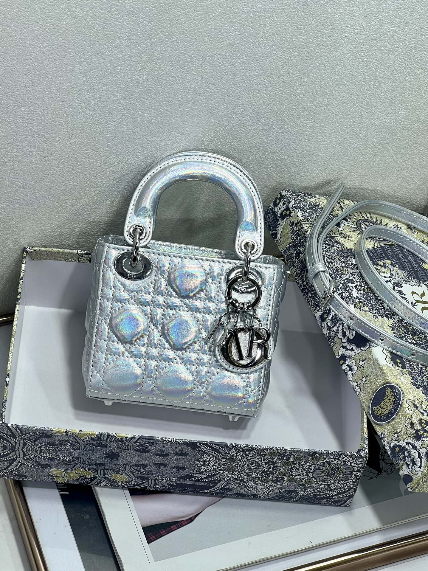 Handbags Dior 6601 size:24cm - vstockx