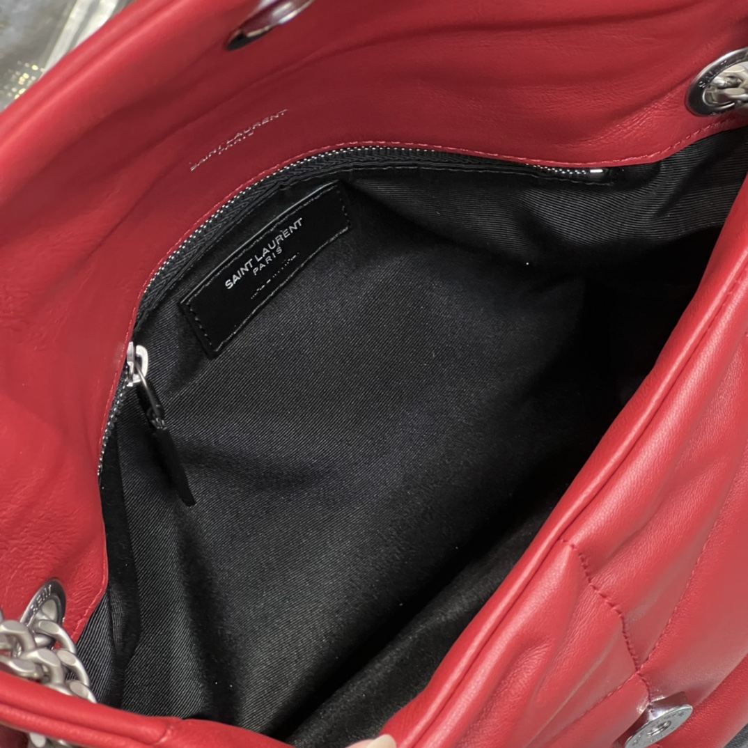 Handbags SAINT LAURENT 577476 size 29x17x11 cm - vstockx