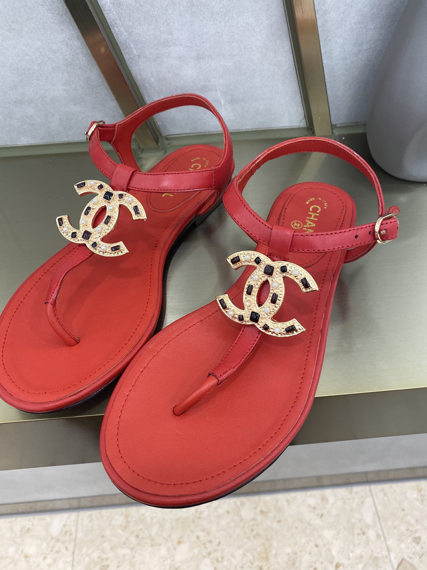 Chanel Slides 37 - vstockx