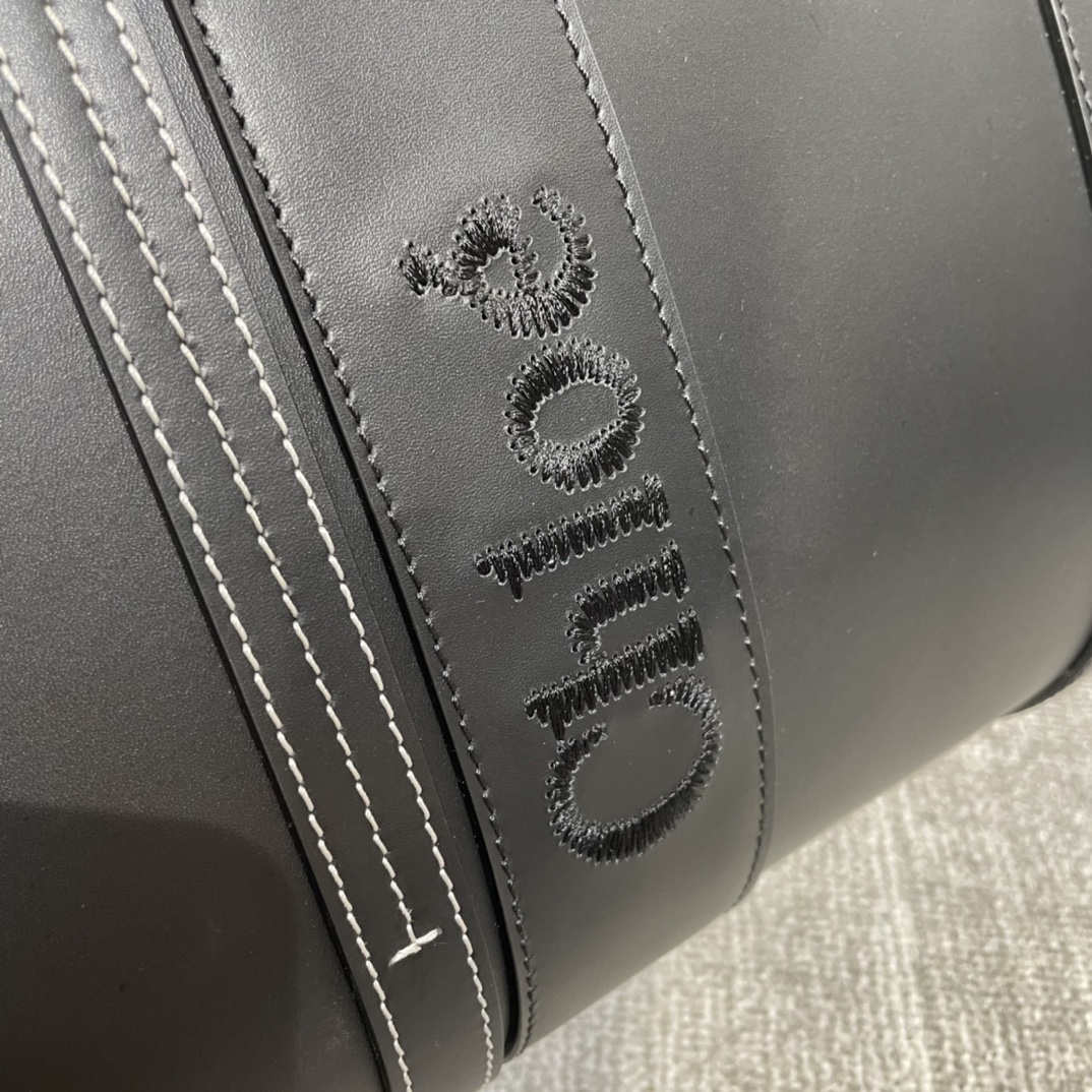 Handbags Chloe 22S Woody 6067 size:45*33*13 cm - vstockx