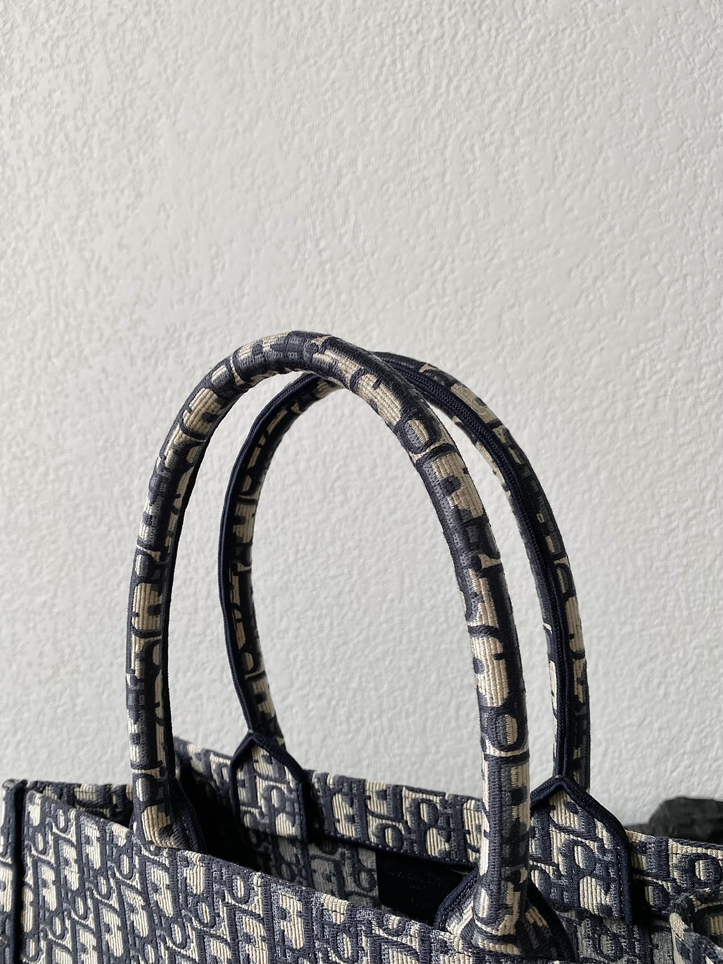 Handbags Dior Book Tote 8001 size:36*27*16 cm - vstockx