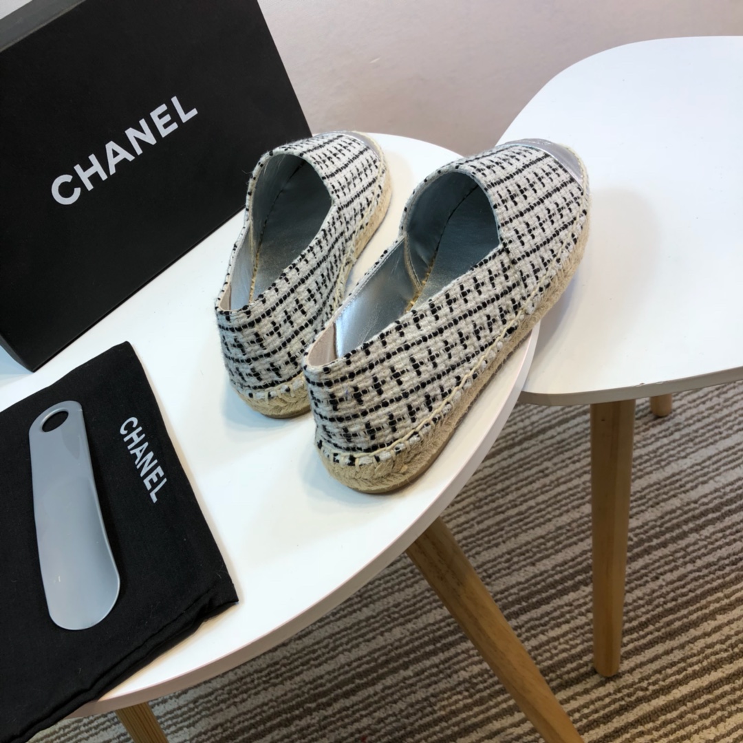 Chanel Loafers 34 - vstockx