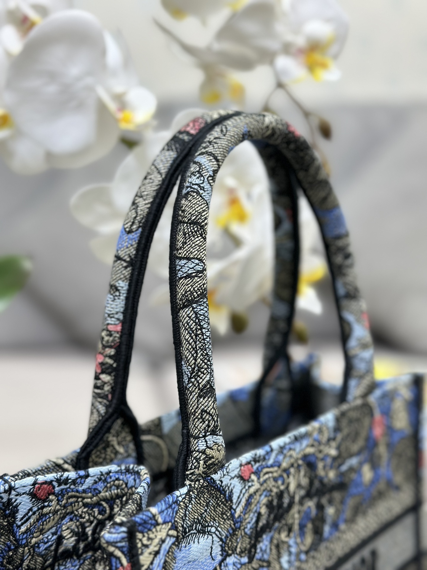 Handbag Dior M1286 size 26.5 x 21 x 14 cm - vstockx