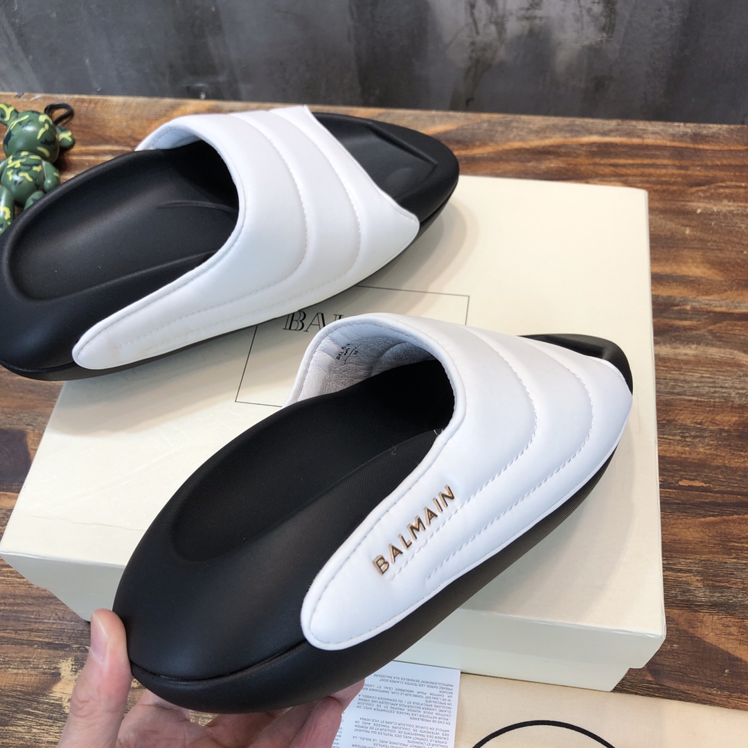 Balmain Quilted leather B-IT mules 17 - vstockx