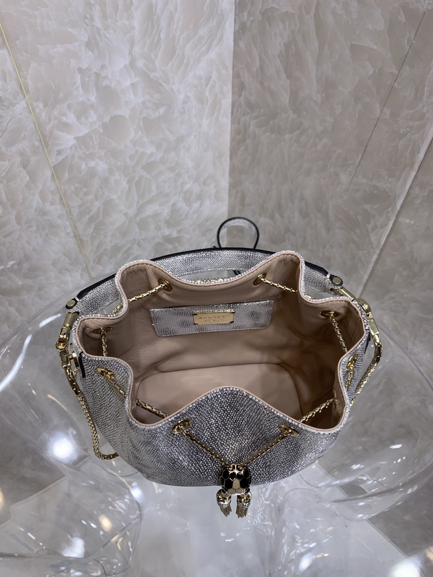 Handbags Bvlgari B287614 size:16*20*10.5 cm - vstockx