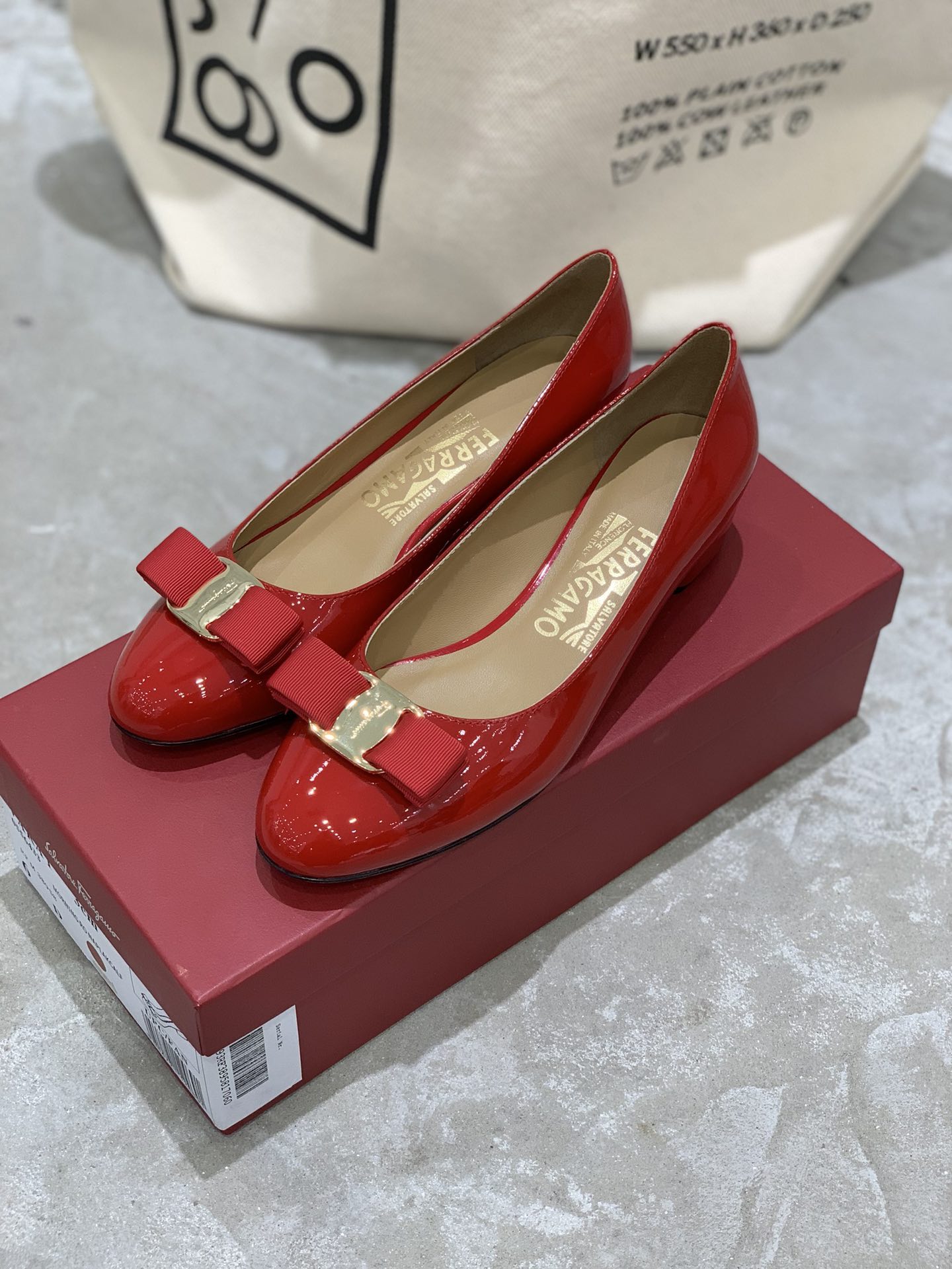 Salvatore Ferragamo Heel 5 - vstockx