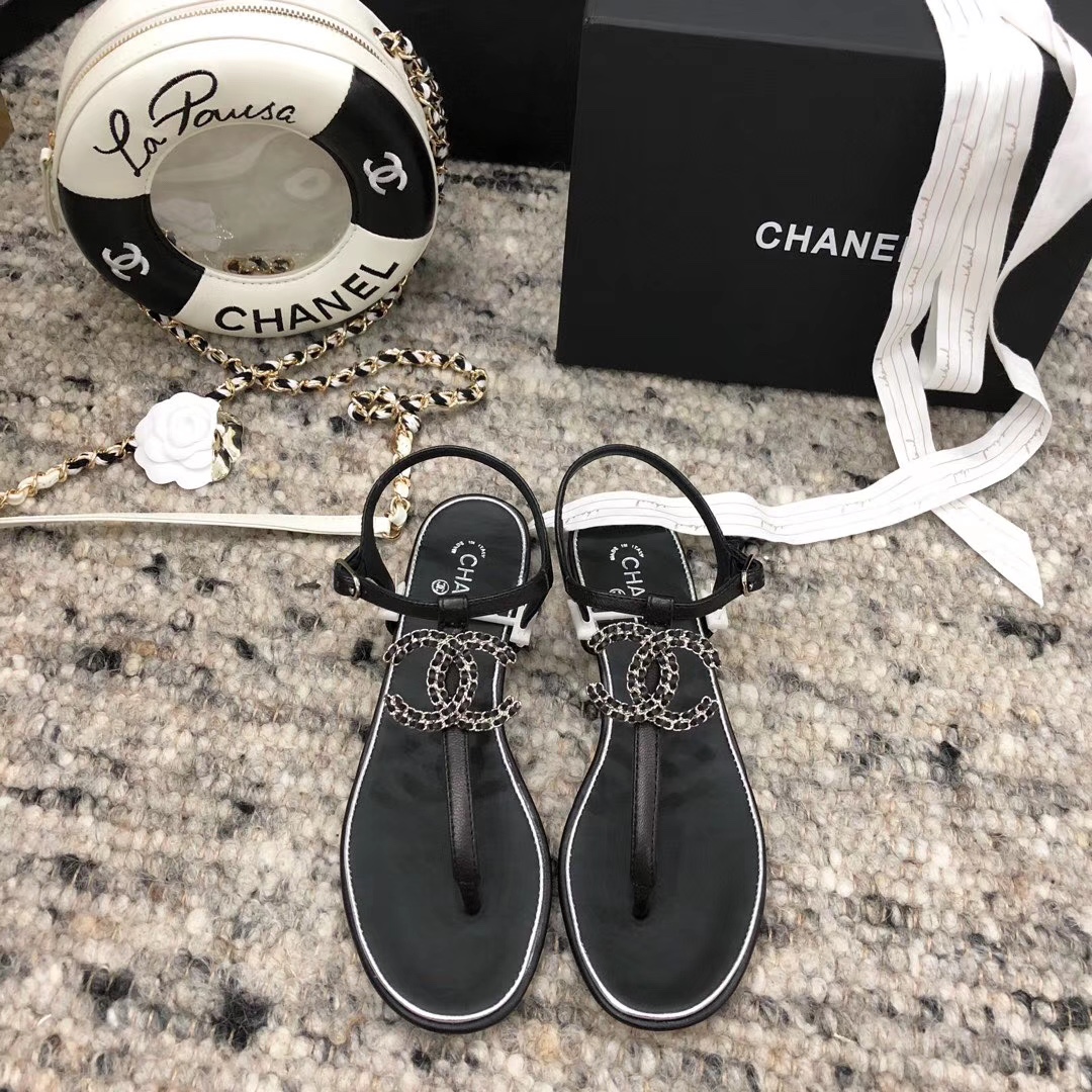 Chanel Slides 42 - vstockx