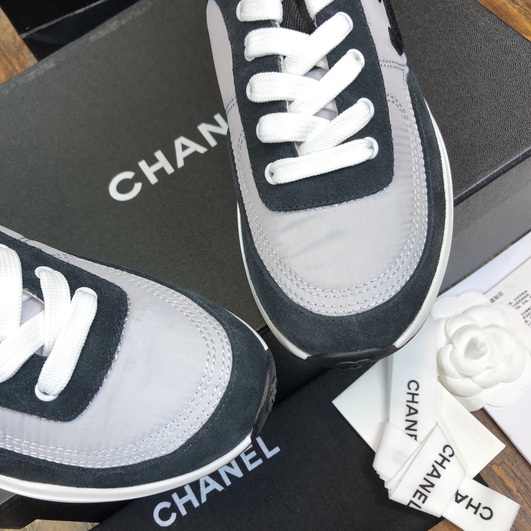 Chanel Fabric & Suede Calfskin Low Top Sneaker 32 - vstockx