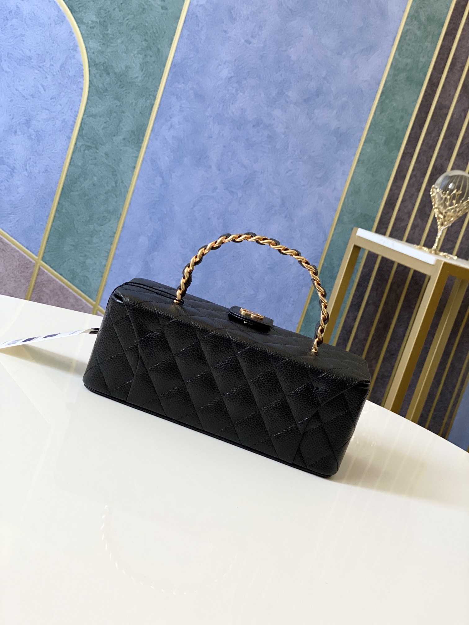 Handbag chanel 01919 size 22 10 8.5 cm - vstockx