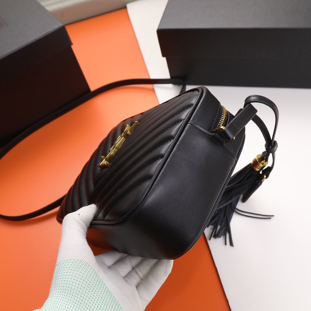 Handbags SAINT LAURENT 422906 size 23x16x6 cm - vstockx