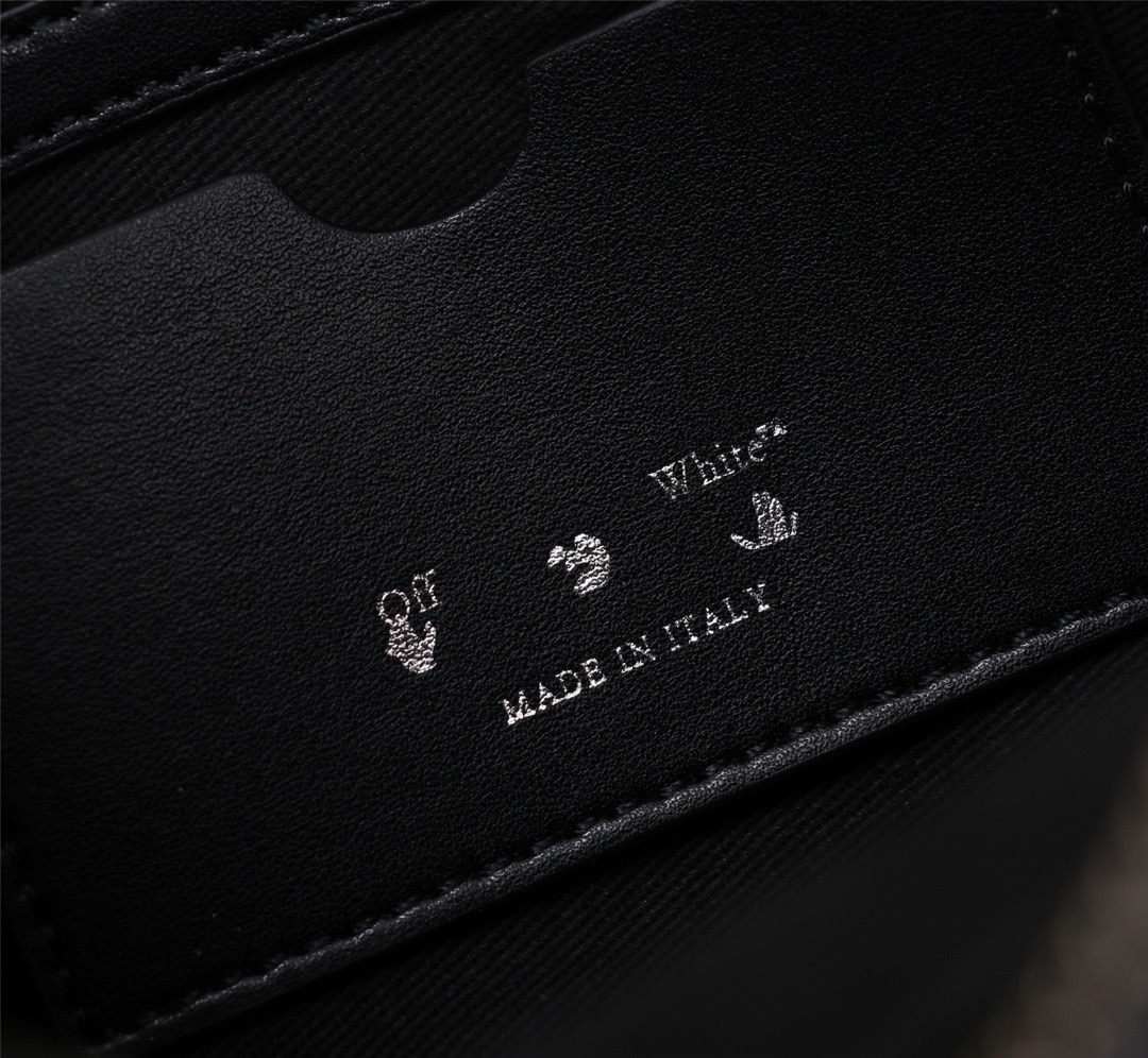 handbags OFF-White 590  5665870  size:25*17*8cm - vstockx