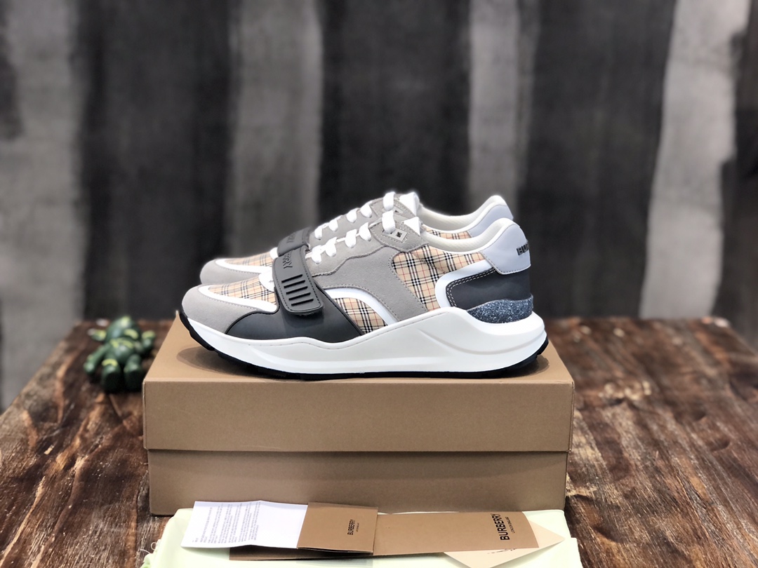Burberry Vintage Sneaker 20 - vstockx