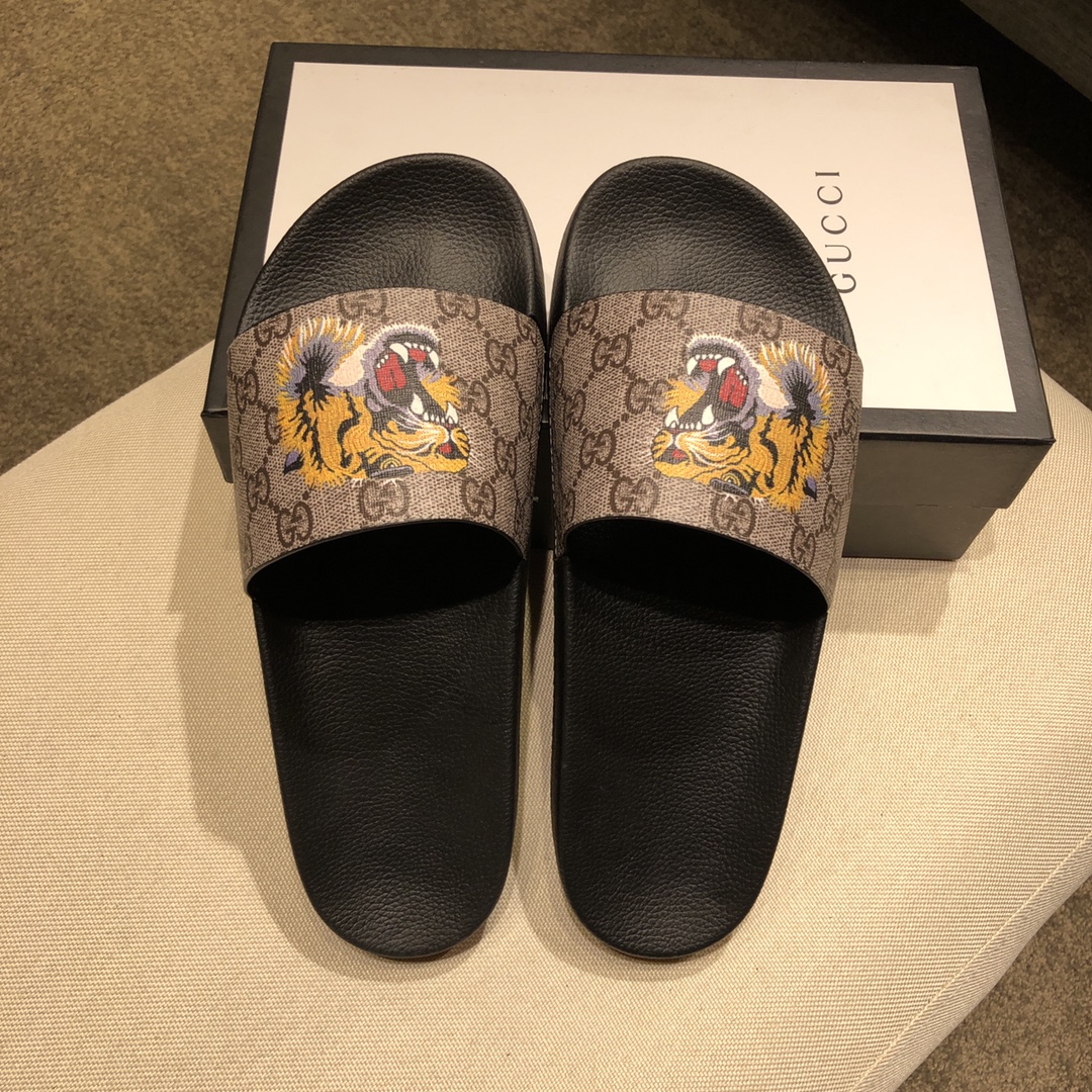 Gucci Slippers 40 - vstockx