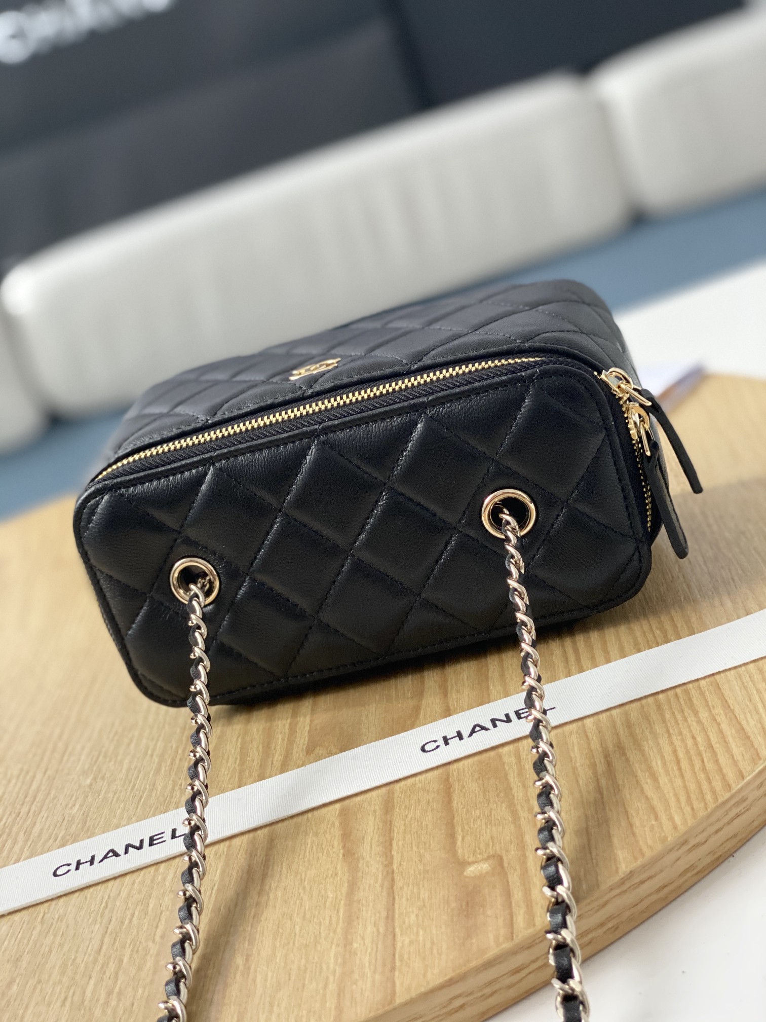Handbag Chanel 81341 size 9.5*17*8 cm - vstockx