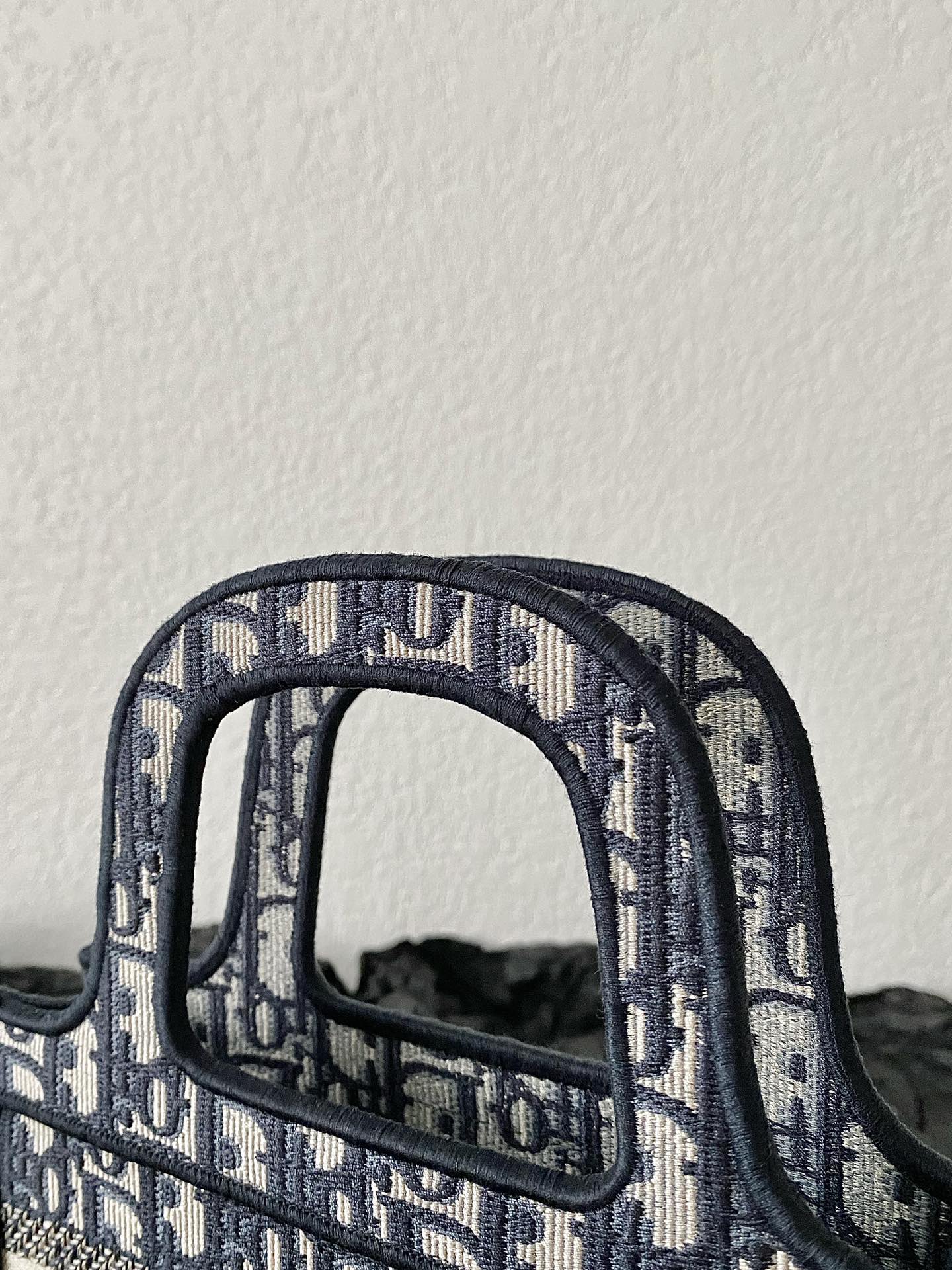 Handbags Dior Book Tote 8001 size:23*17*11 cm - vstockx