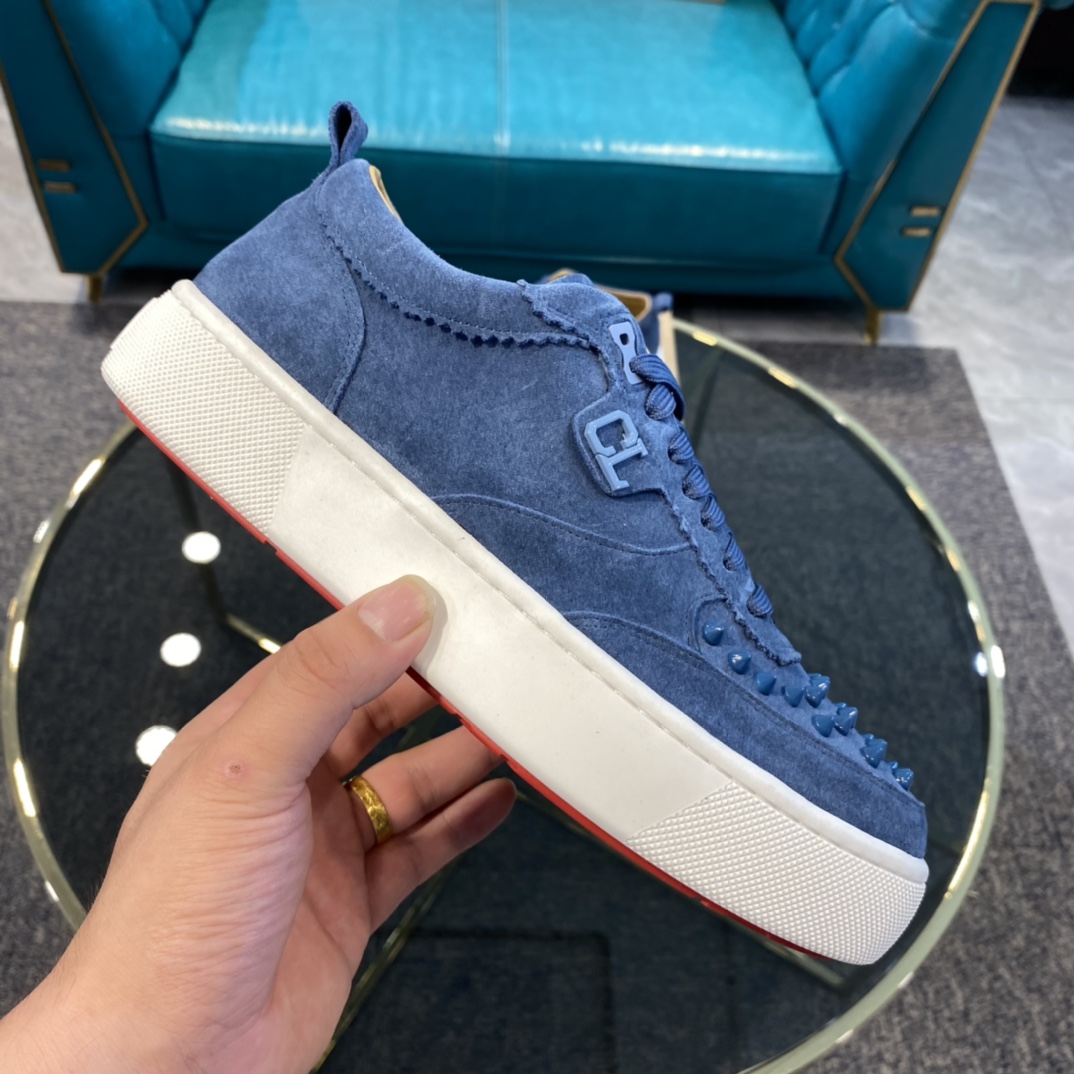 Christian Louboutin Happyrui Spikes Flat Sneakers 3 - vstockx