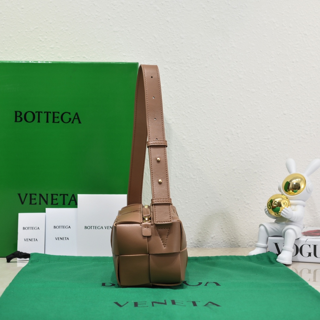 handbags Bottega Veneta 9305 size:24*20*10cm - vstockx