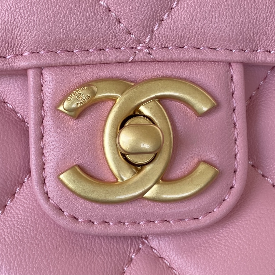 Handbag Chanel AS3648 size 17X14.5X7.5 cm - vstockx