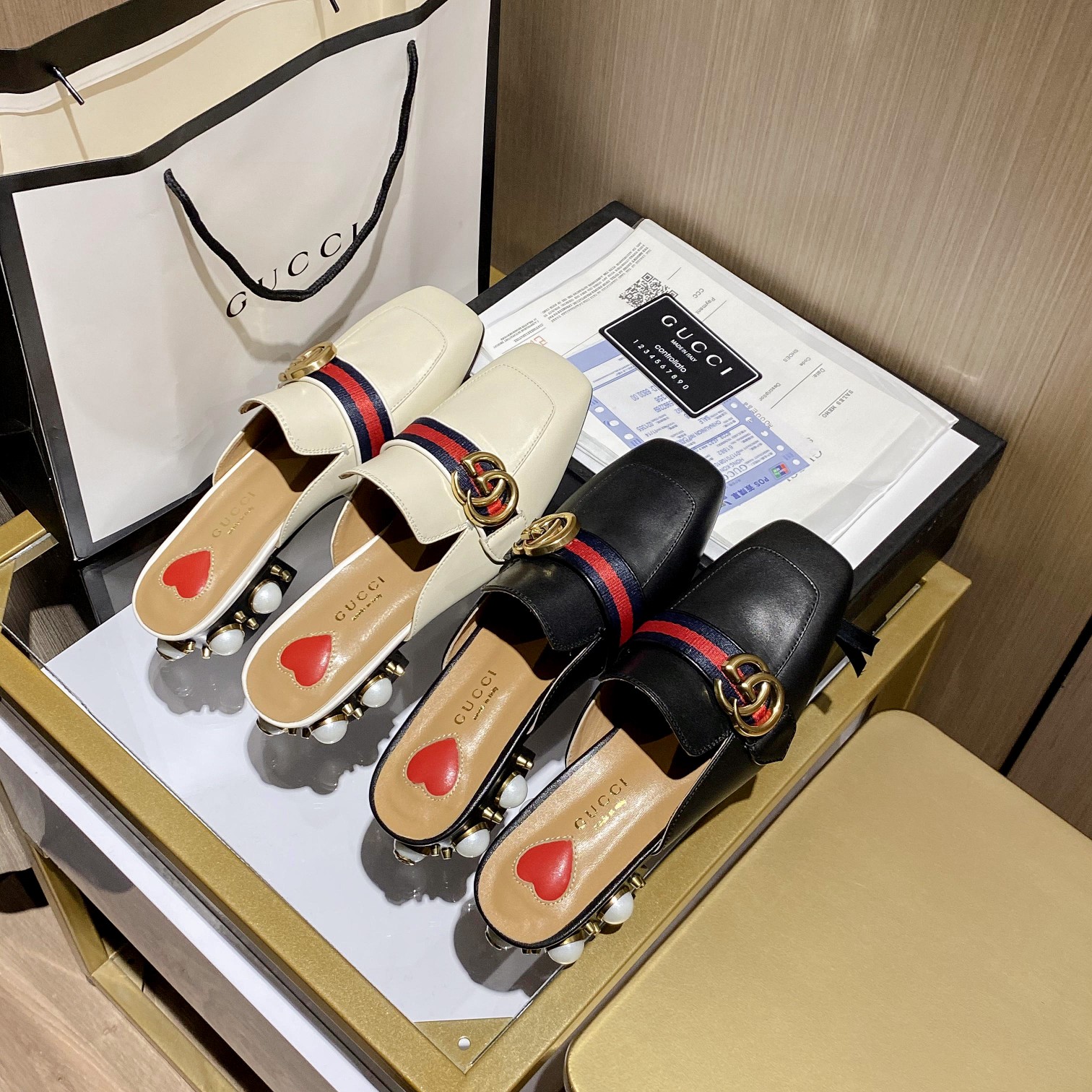 Gucci Leather mid-heel loafer Women 12 - vstockx