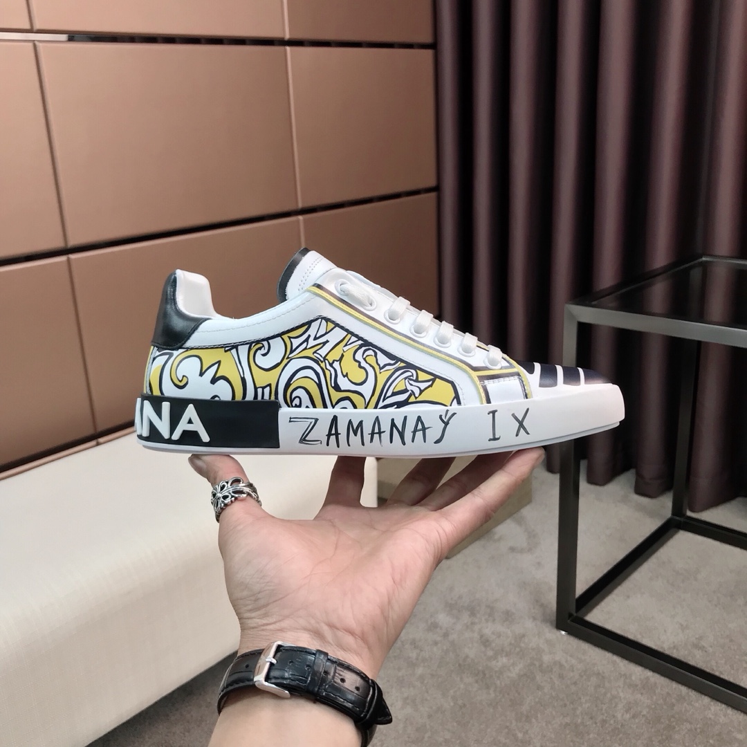 Dolce & Gabbana Low Tops Sneakers 123 - vstockx
