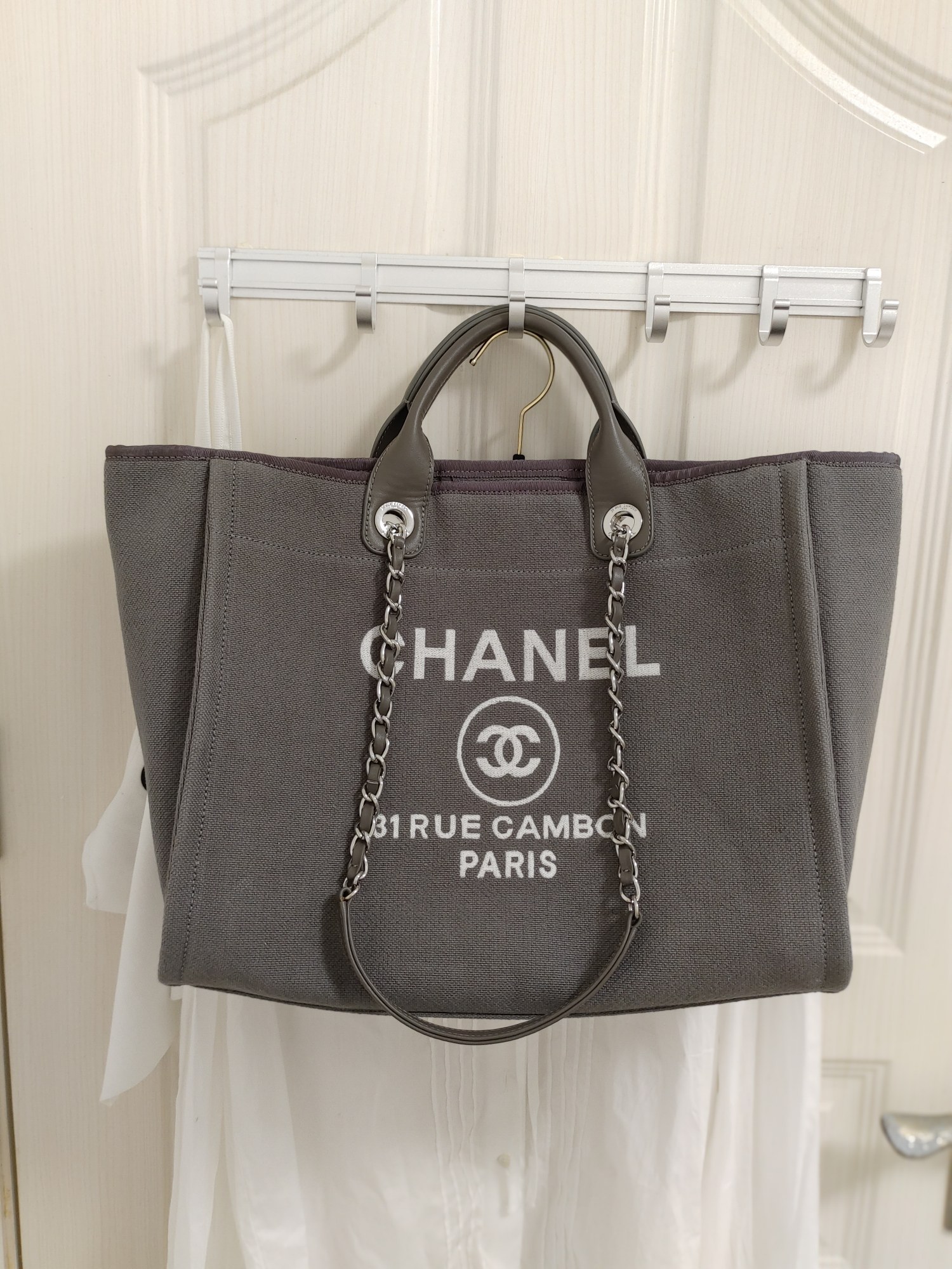 Handbag Chanel size 38 cm - vstockx