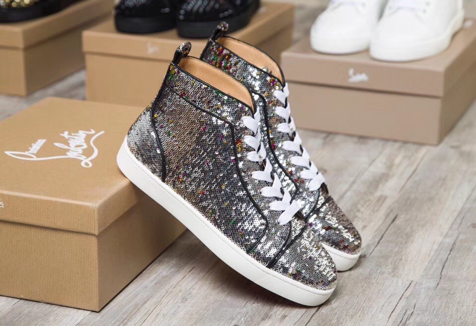 Christian Louboutin Louis Junior Spikes Orlato Flat Sneakers 17 - vstockx