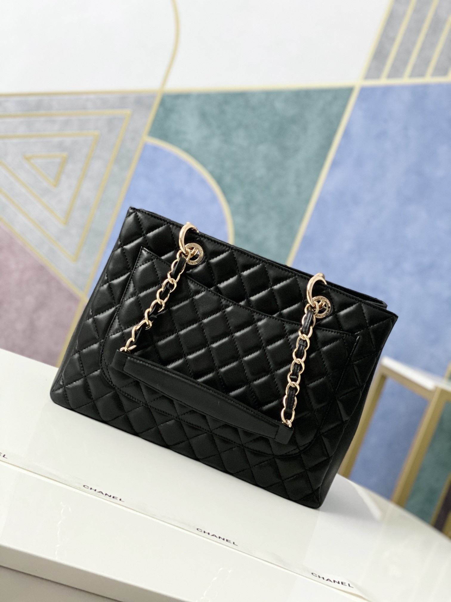 Handbag Chanel 20995 size 34x25x14 cm - vstockx