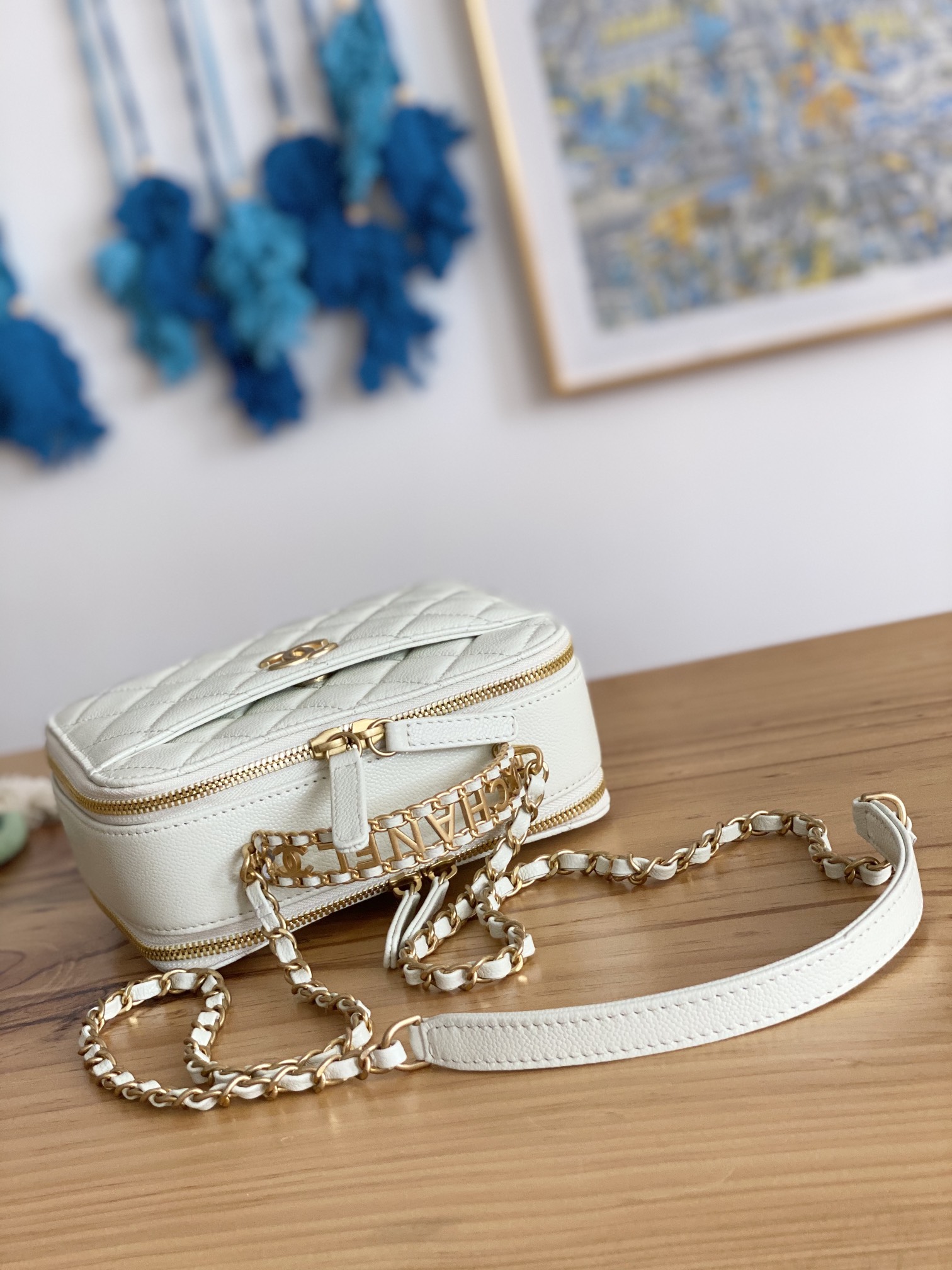 Handbag Chanel AP3222 size 19*13.5*7* cm - vstockx