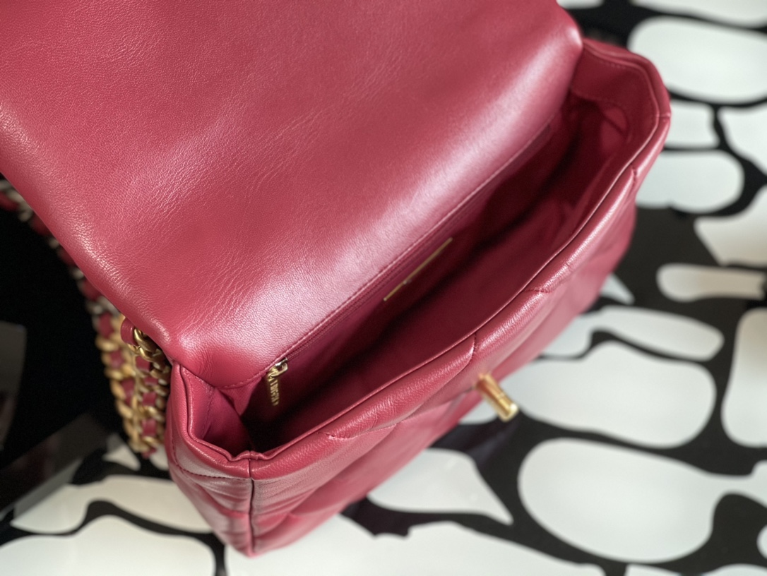 Handbag Chanel size 30 cm - vstockx