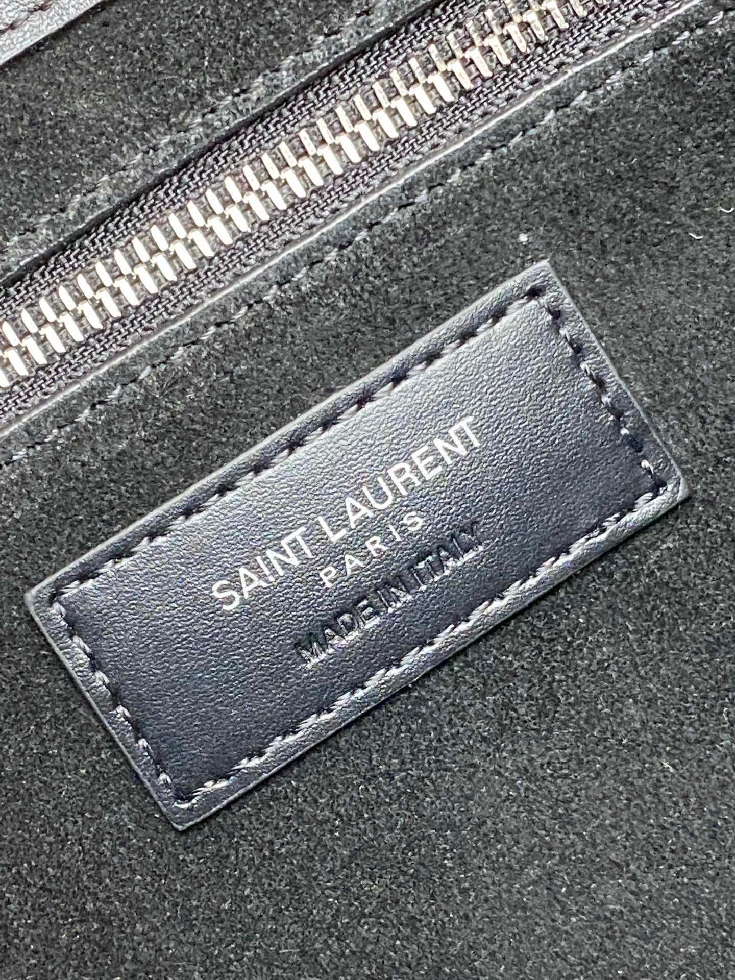 Handbags SAINT LAURENT 657228 size 24.5*14*6 cm - vstockx