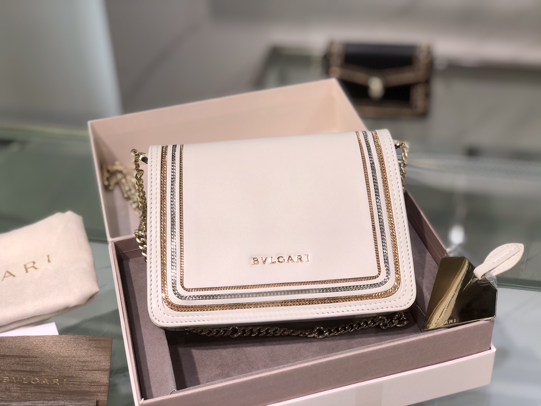 Handbags Bvlgari 288104 size:17.5*11*5 cm - vstockx