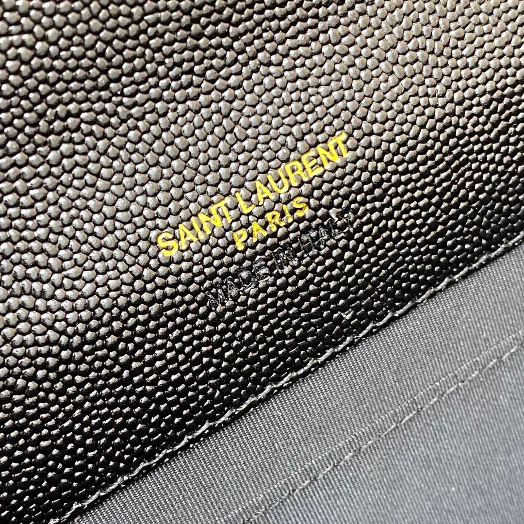 Handbags SAINT LAURENT 617662 size 21  6  3 cm - vstockx