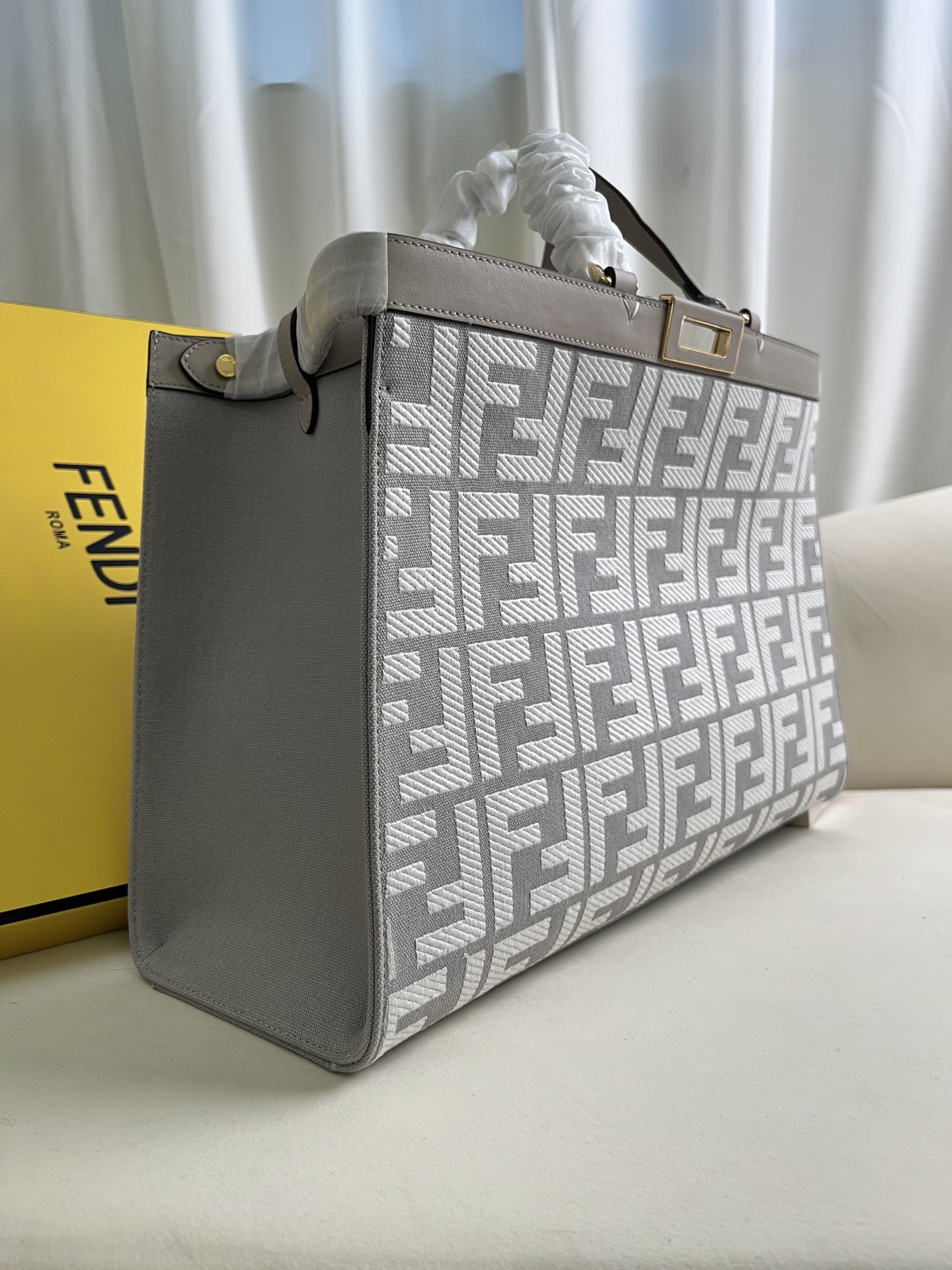 handbags FENDI 1819 size:40*12*29cm - vstockx
