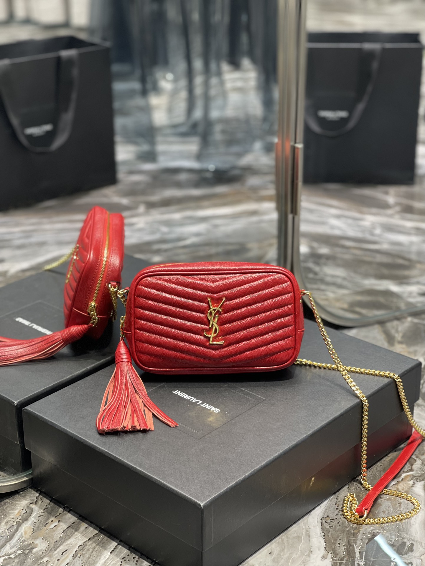 Handbags SAINT LAURENT 585040 size 18  10  5 cm - vstockx