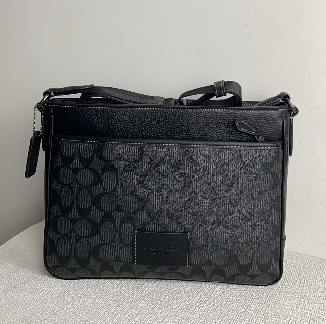 Handbags Coach CH078 size:3*22*6 - vstockx