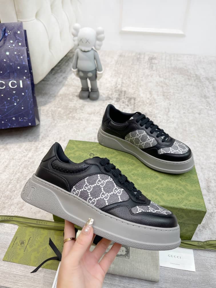Gucci GG Sneaker Black leather trim - vstockx