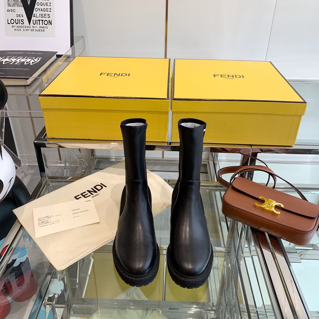 Fendi Boots 7 - vstockx
