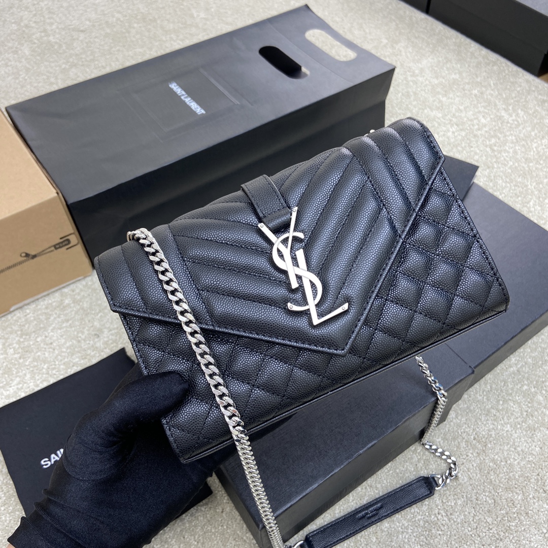Handbags SAINT LAURENT 526286 size 21x13x6 cm - vstockx
