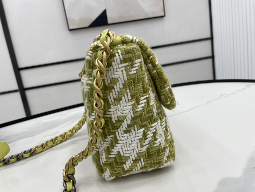 Handbag Chanel AS1161 size 30 cm - vstockx