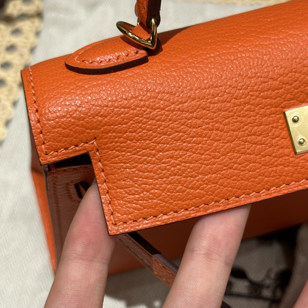 Handbags Hermes mini Kelly size:19 cm - vstockx