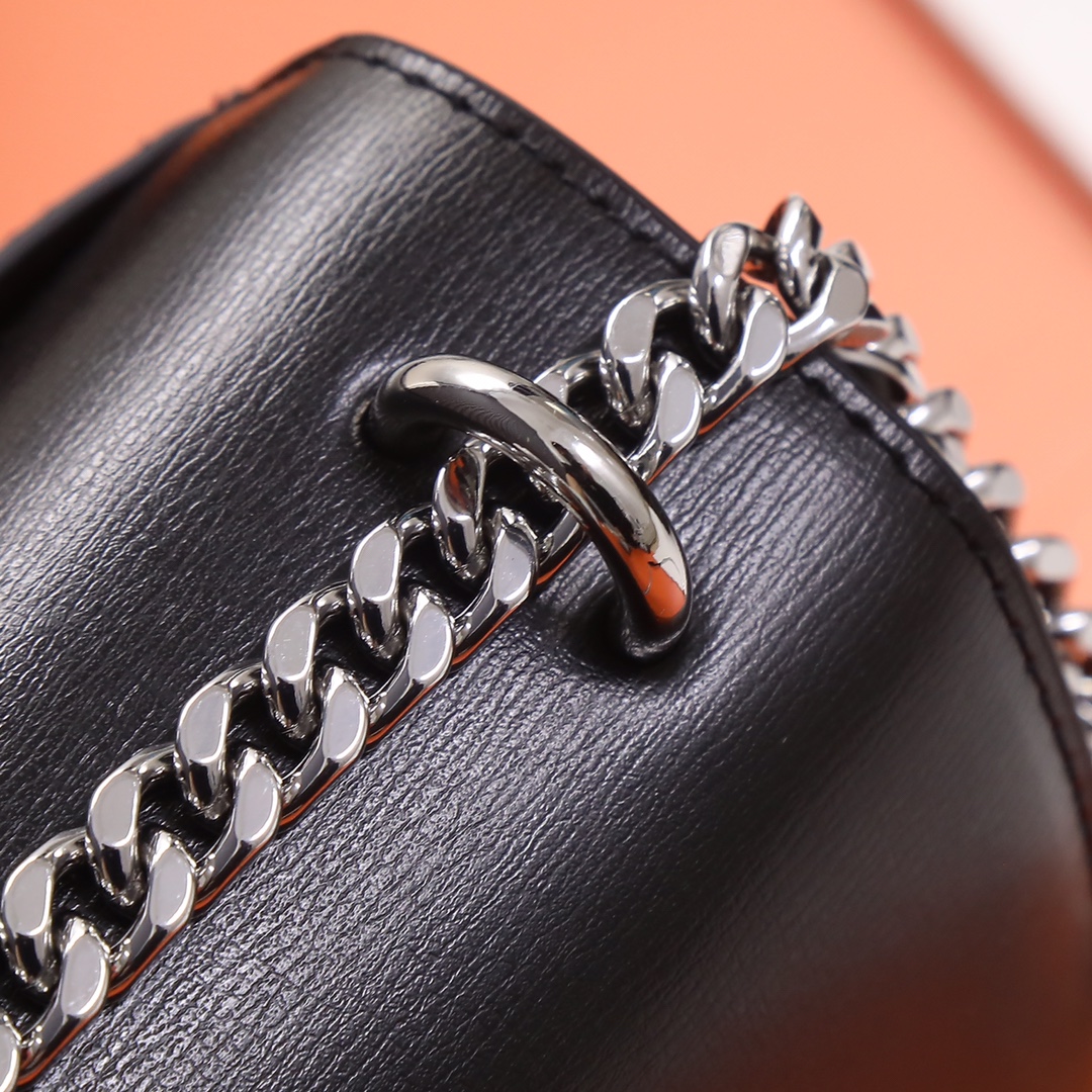 Handbags SAINT LAURENT 442906 size 22x8x16 cm - vstockx