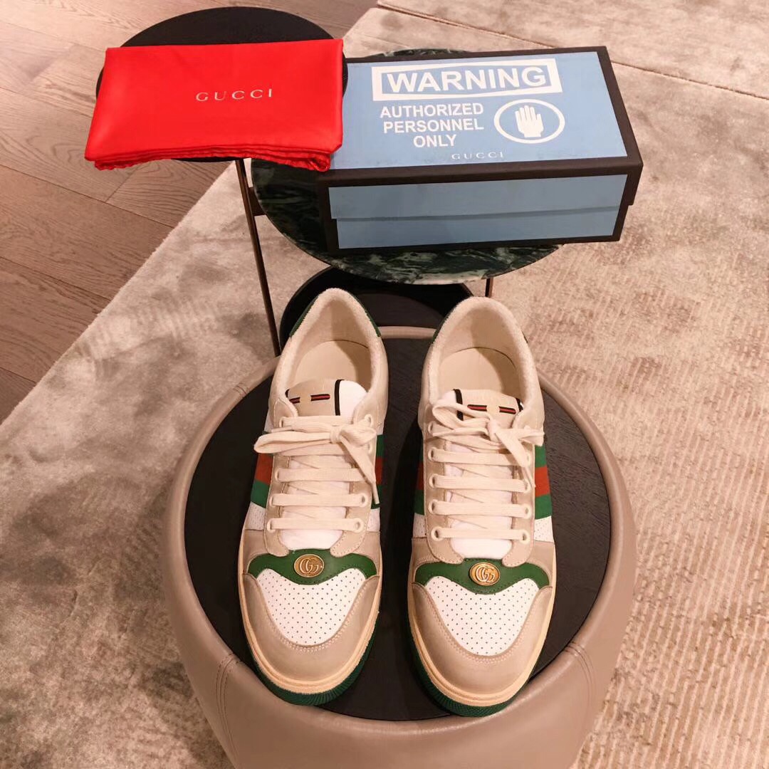 Gucci Screener GG Canvas 1 - vstockx