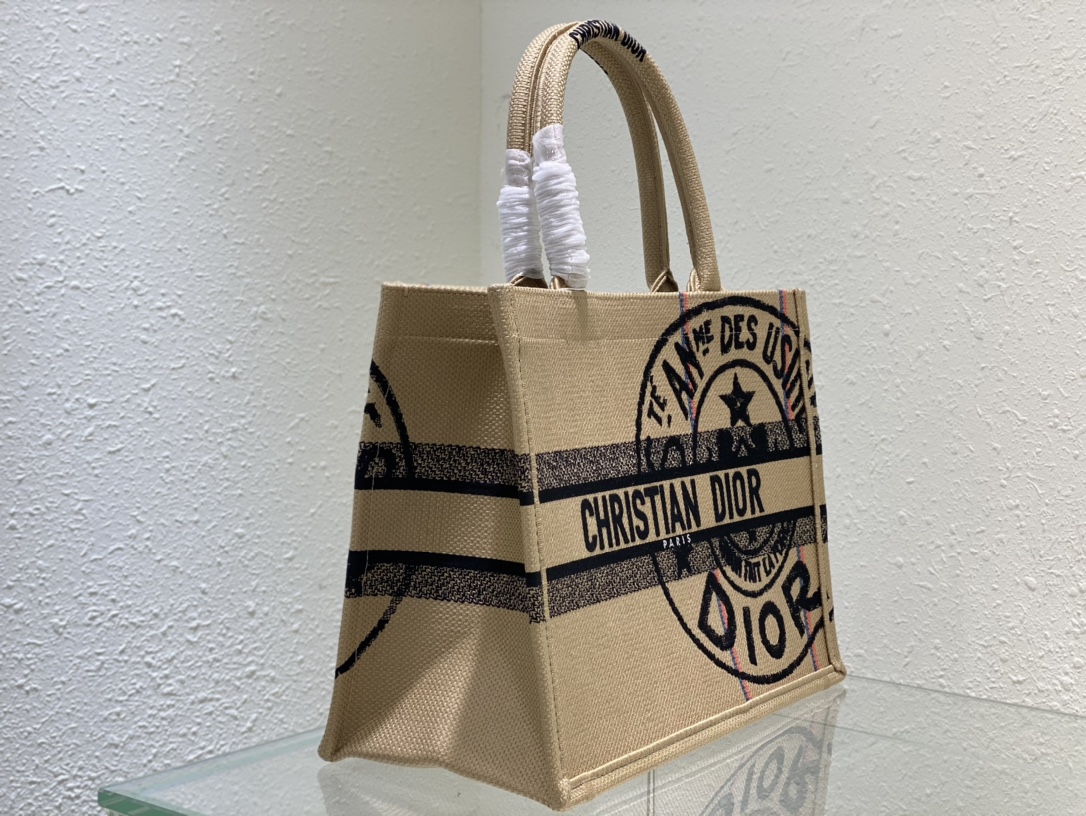 Handbags Dior 8001 size:36.5*28 cm - vstockx