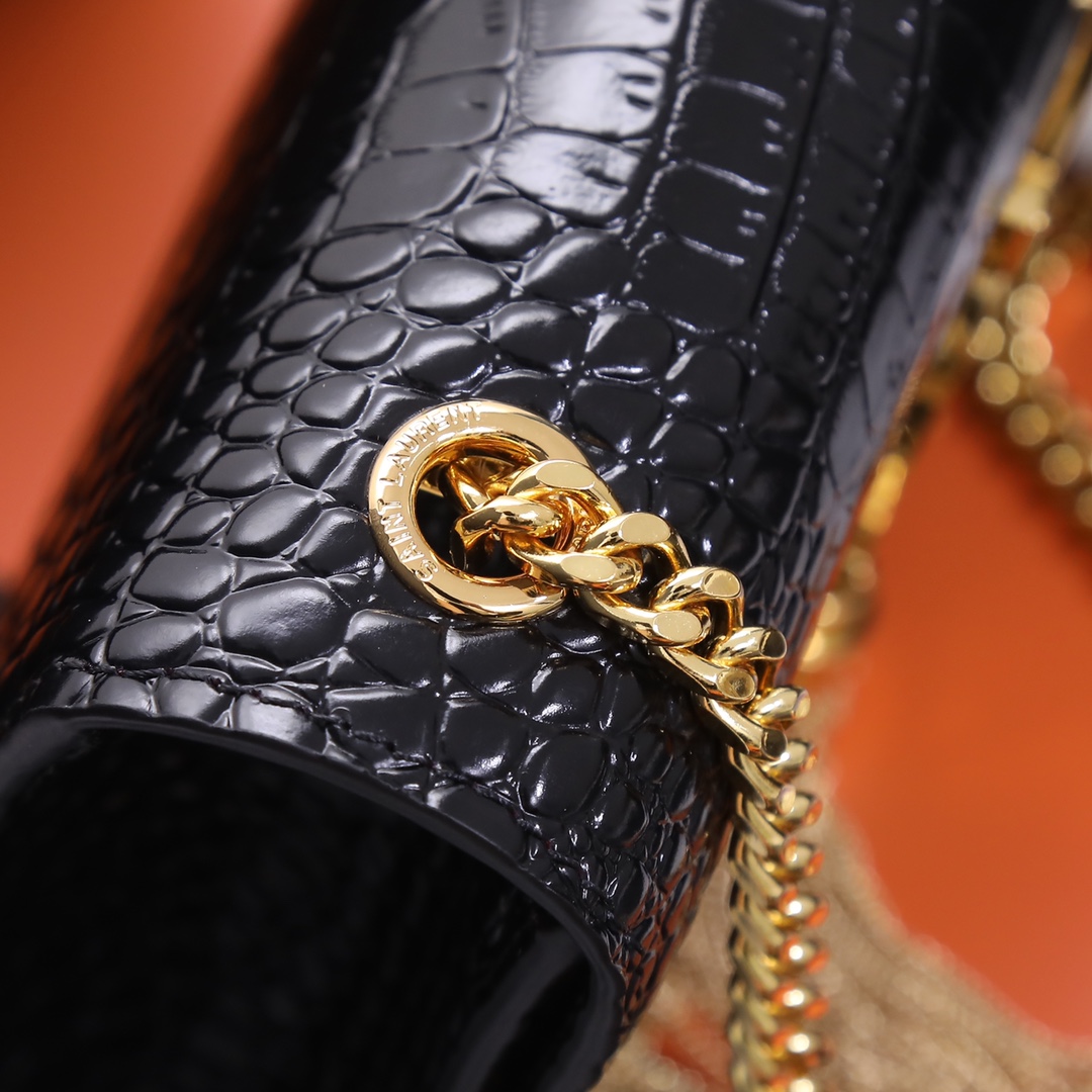 Handbags SAINT LAURENT 469390 size 20x13.5x5.5 cm - vstockx