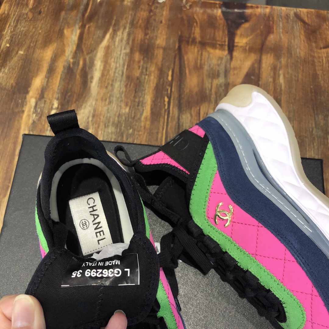 Chanel Fabric & Suede Calfskin Low Top Sneaker 7 - vstockx