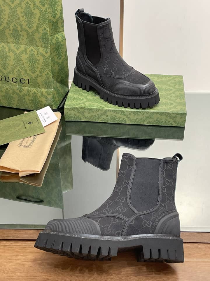 Gucci GG CANVAS ANKLE BOOT Black - vstockx