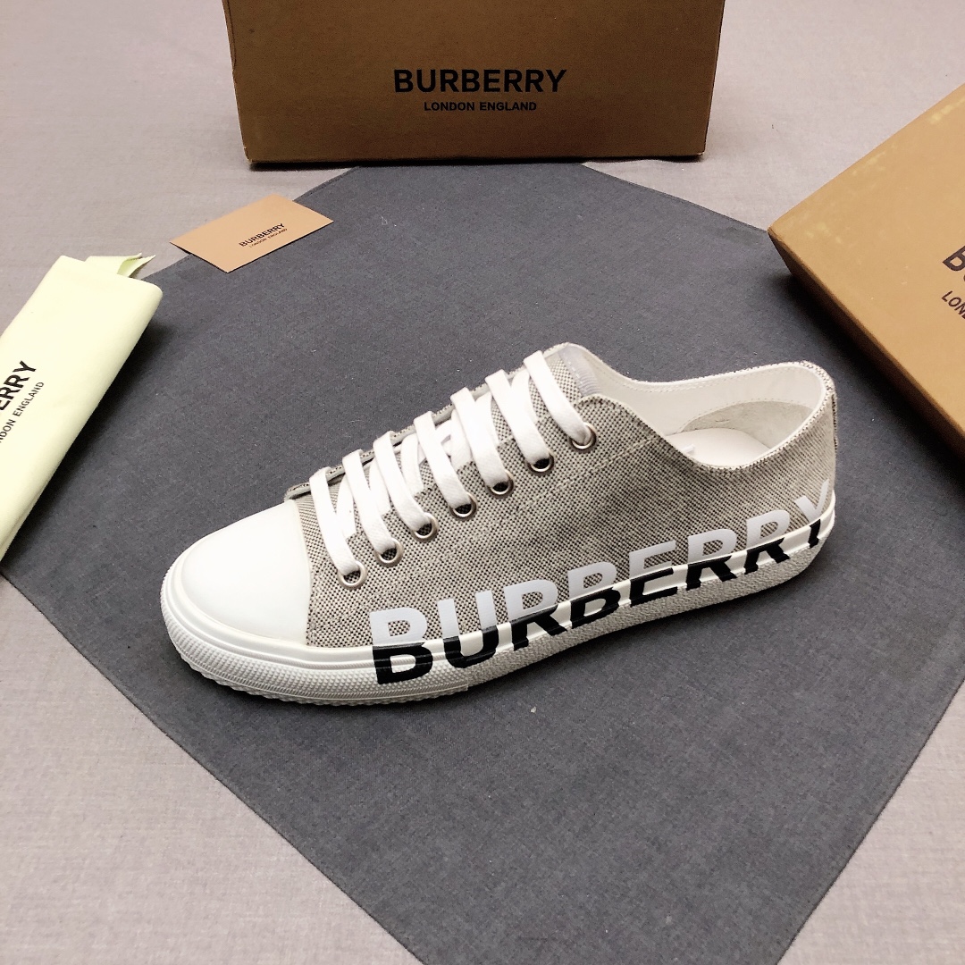 Burberry Perforated Check Sneaker 10 - vstockx